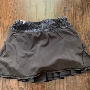 Lululemon skirt size 2